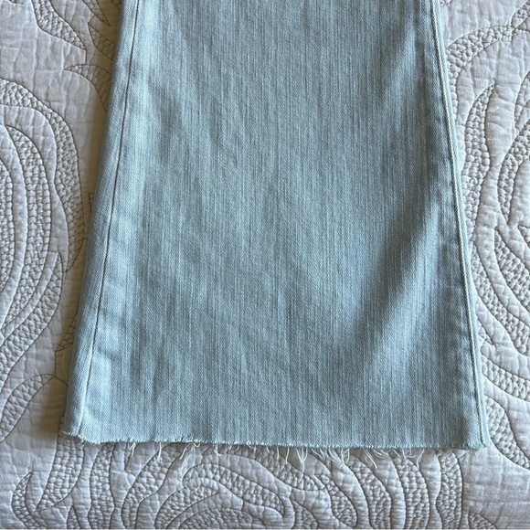 Frame - Le Easy Flare Jeans in Clarity (Light Wash) - Picture 4 of 14